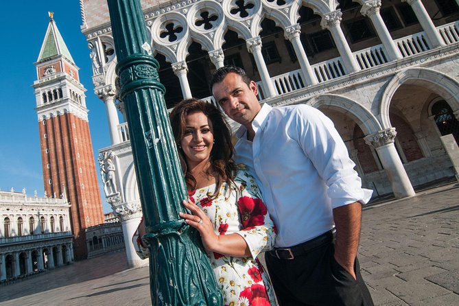 Venice Visitor 90min 40 pictures Photo Session in Venice - Better Photo Walks in Venice: Why Quiet Streets Matter