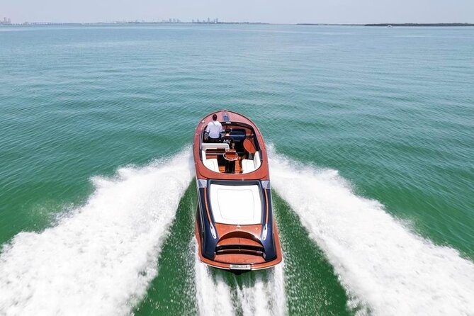 VIP Private Luxury Boat Tour - Riva Aquariva Yacht Venice - Your first water view: St. Mark, the Doge’s Palace, and the Bridge of Sigh