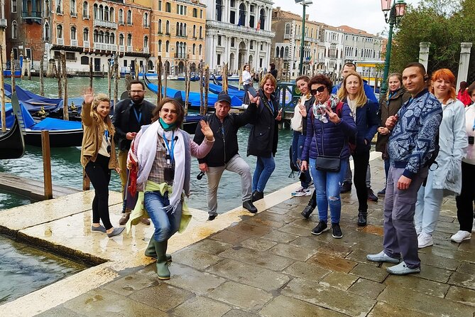 Walking tour in Venice with an architect - Stop 1: Cristina Caragia’s Venice Orientation (5 Minutes, Included)